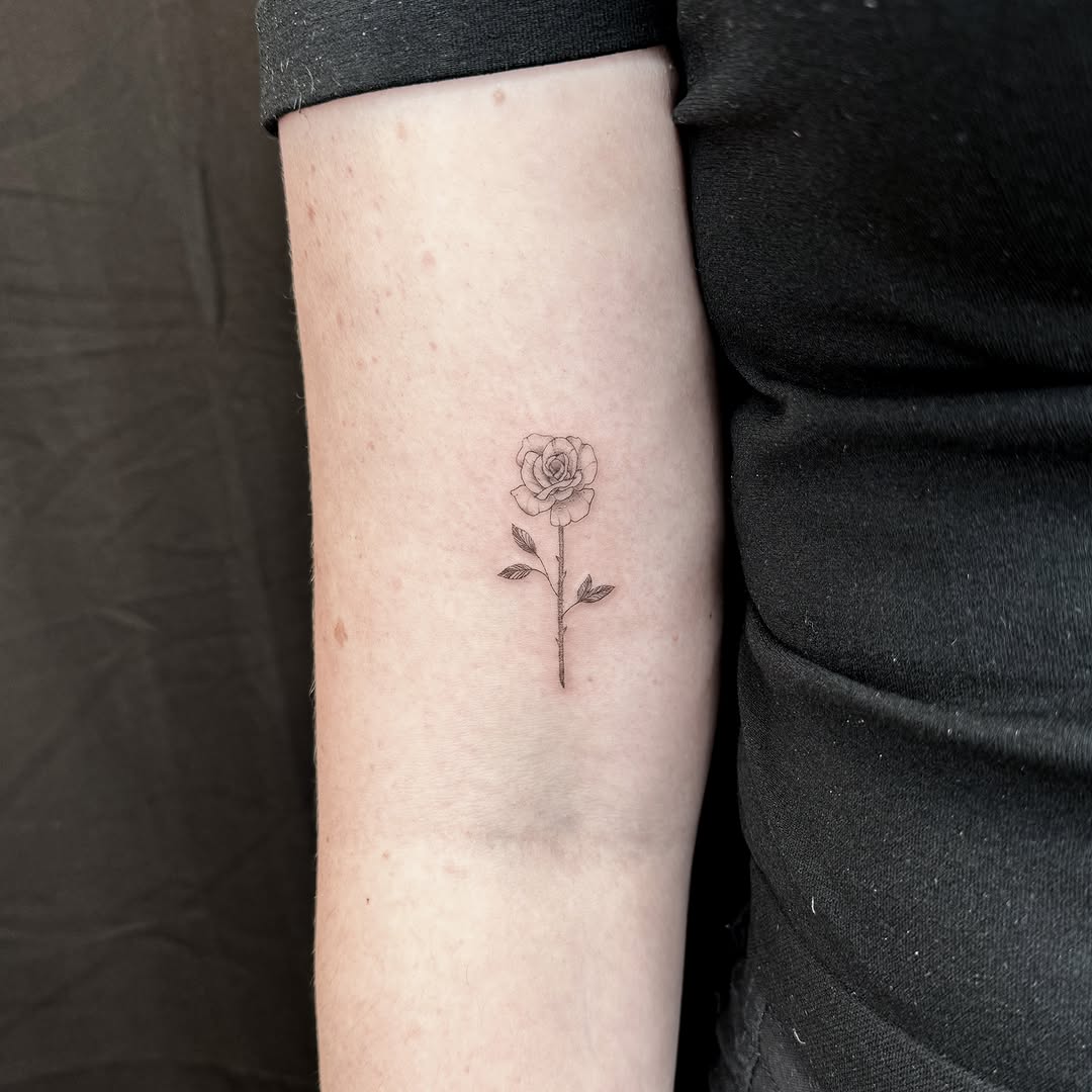 Tattoo by @inkbycee β fine_line