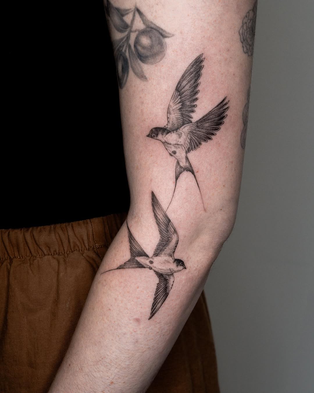 Tattoo by @emma.tattoos — fine_line, realism