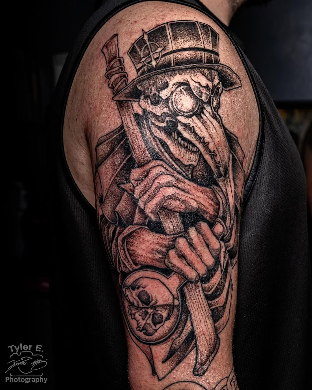 Tattoo by @moemoetattoos — black_and_grey, realism