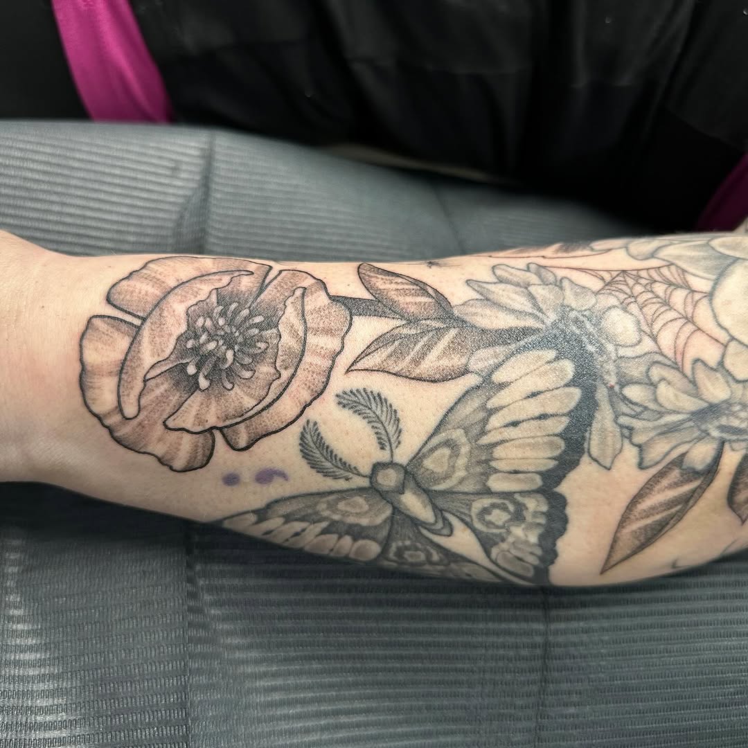 Tattoo by @mrlanecollins — black_and_grey, realism