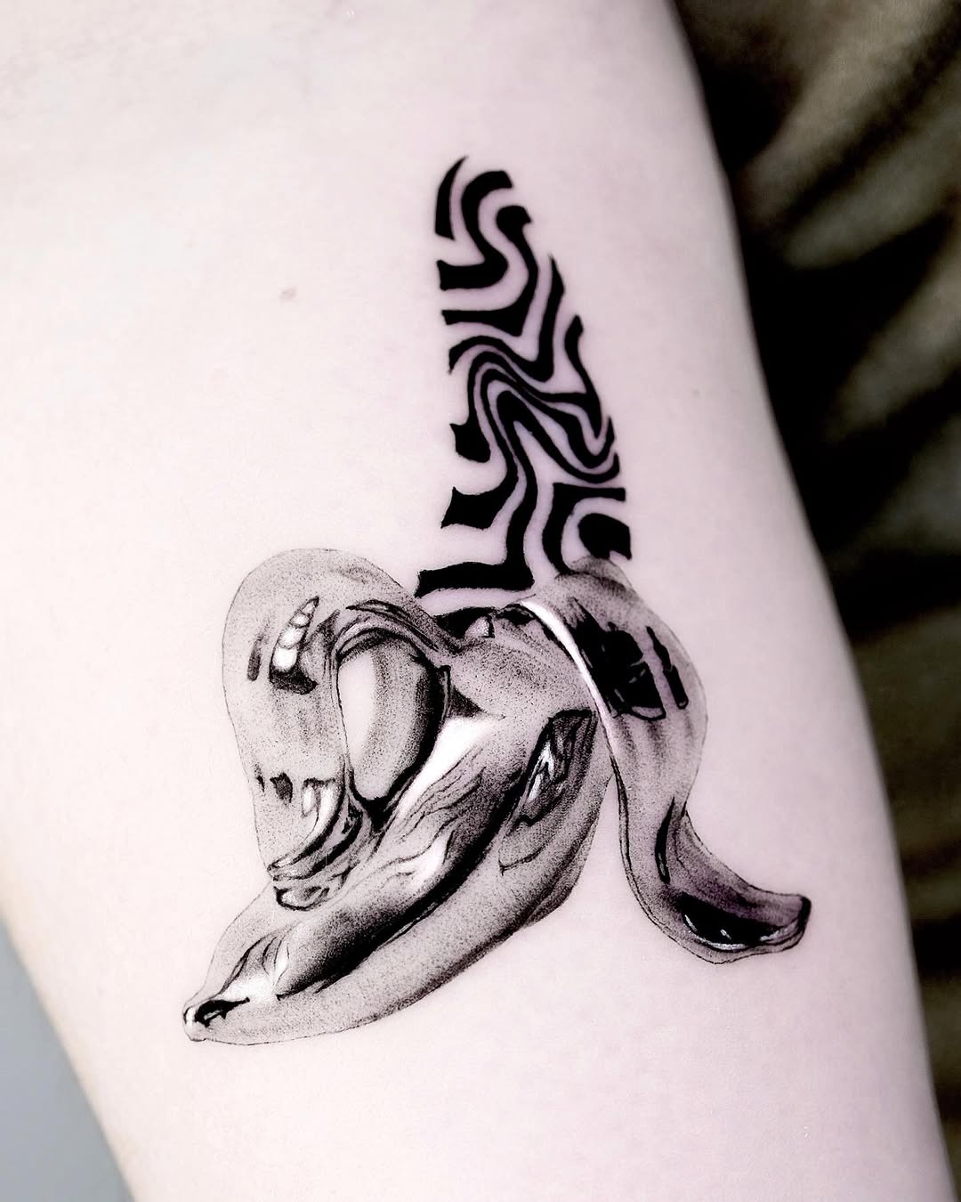 Tattoo by @tattooer.ari โ blackwork, illustrative