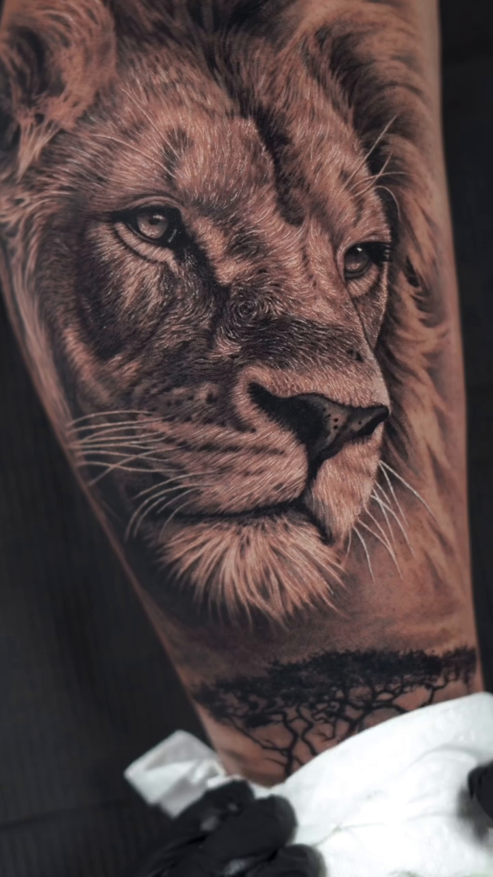 Tattoo by @jac_alonso — realism, black_and_grey