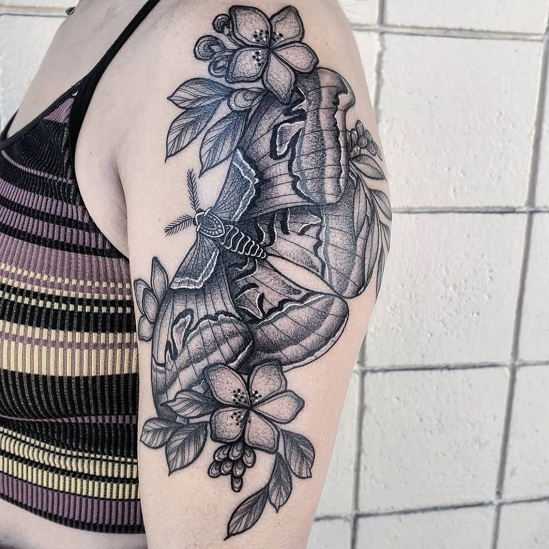 Tattoo by @ohtanyagee — black_and_grey, dotwork