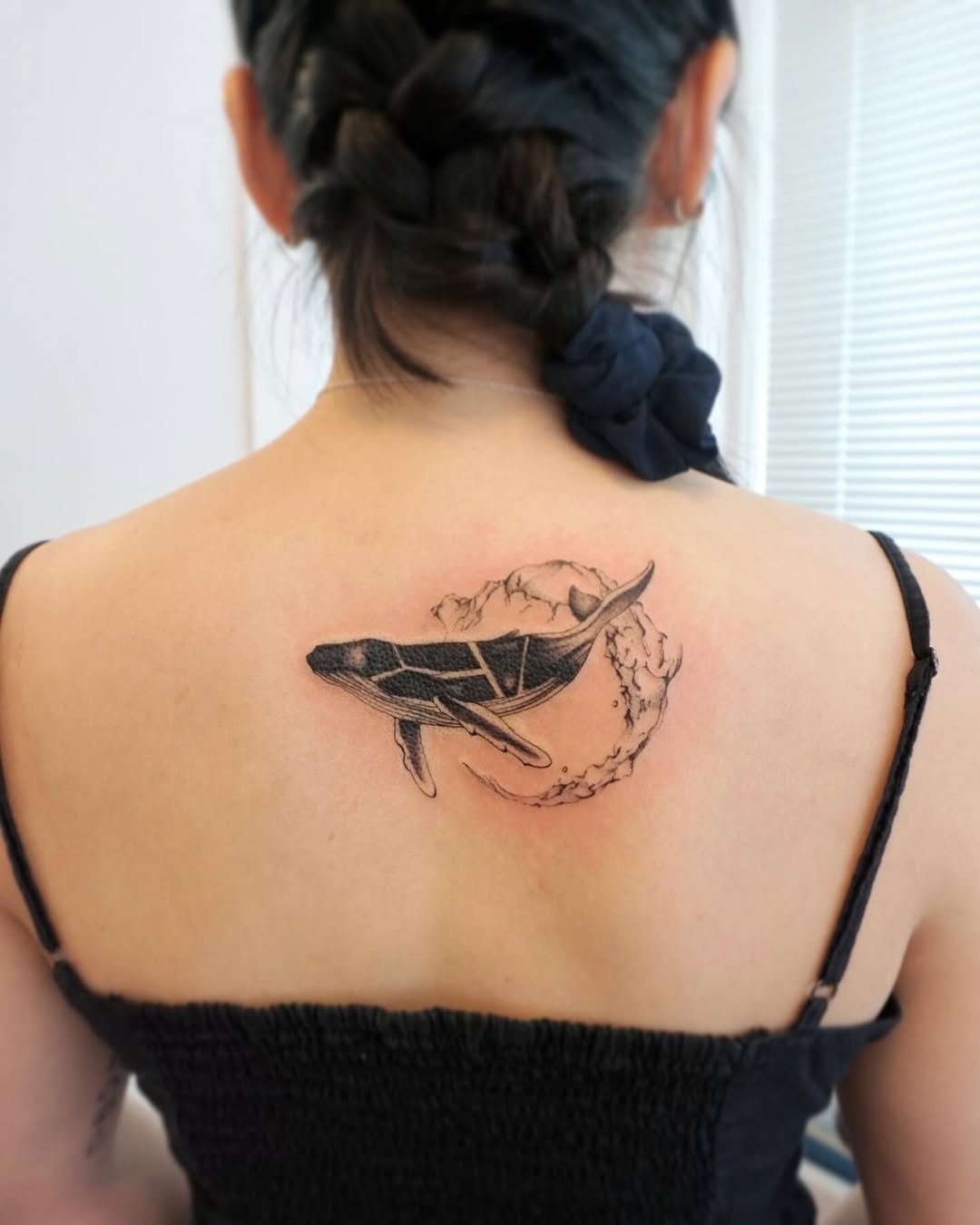 Tattoo by @yuri_tattooer — black_and_grey, illustrative