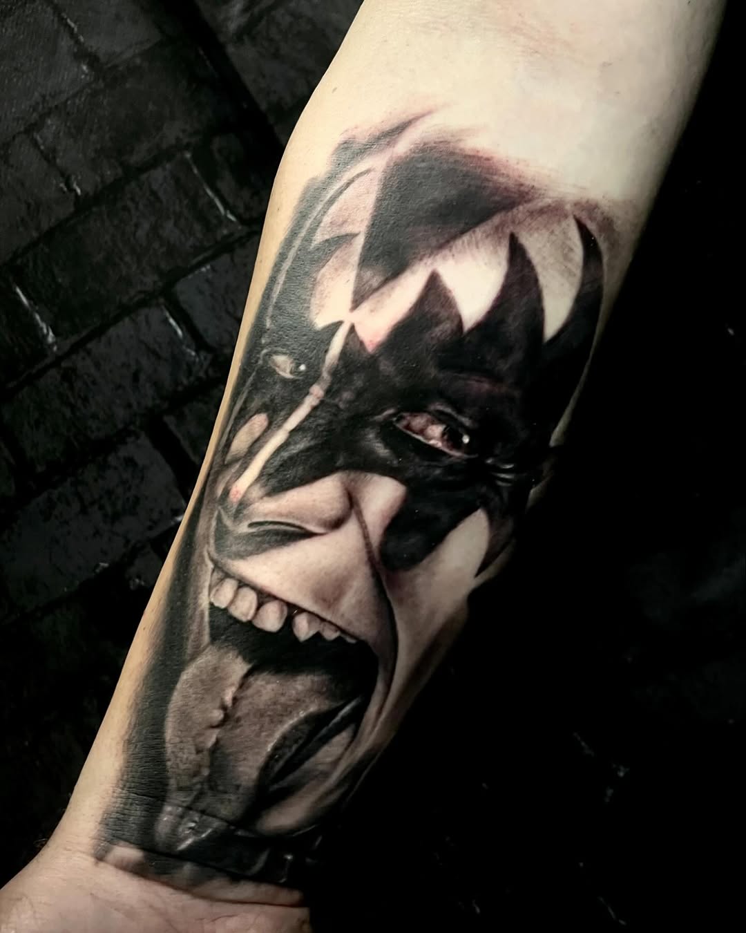 Tattoo by @gustavo.bulldogtattoo — realism, black_and_grey