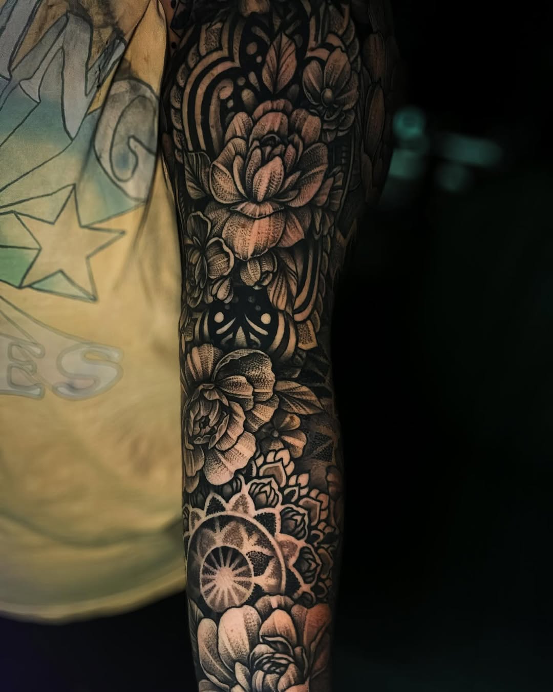 Tattoo by @kee.tattoos — black_and_grey, ornamental