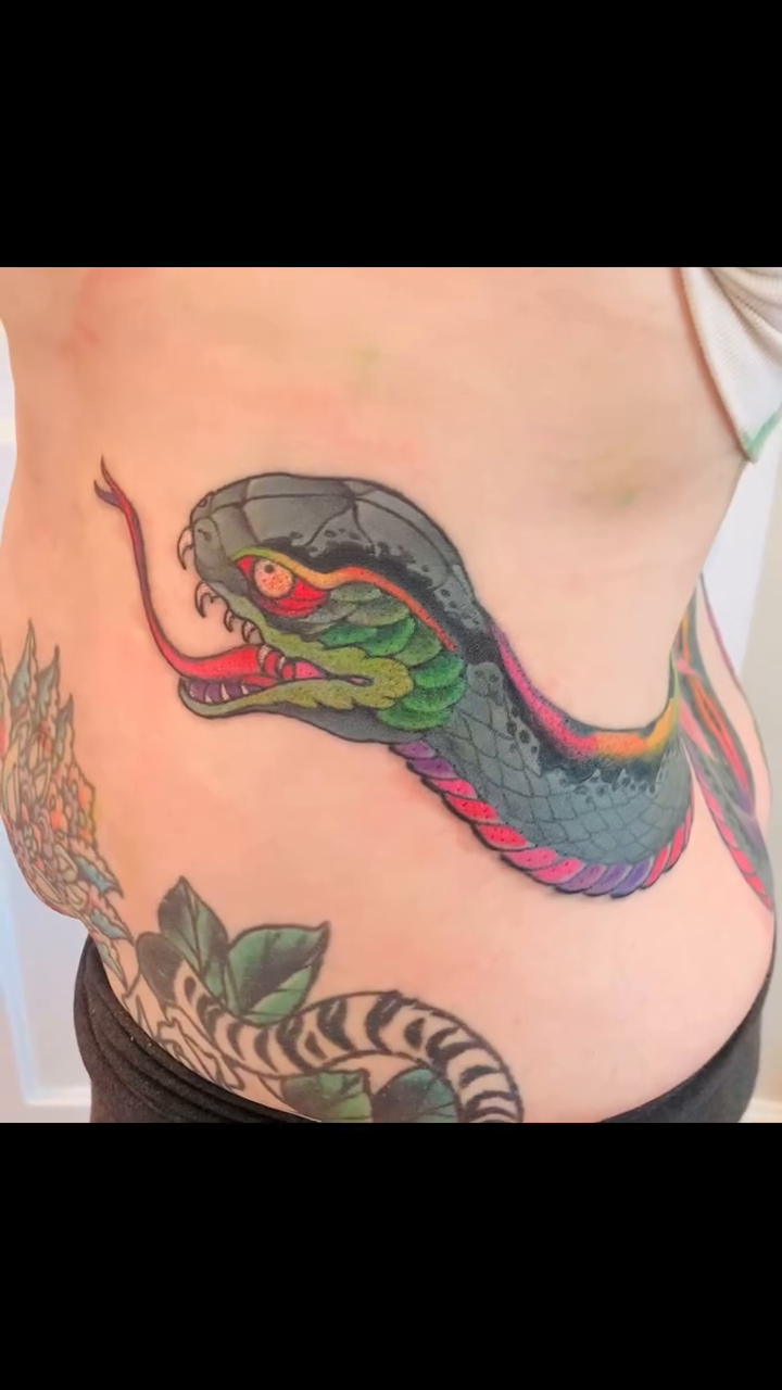 Tattoo by @laurak_musiccitytattoo — illustrative, japanese_irezumi