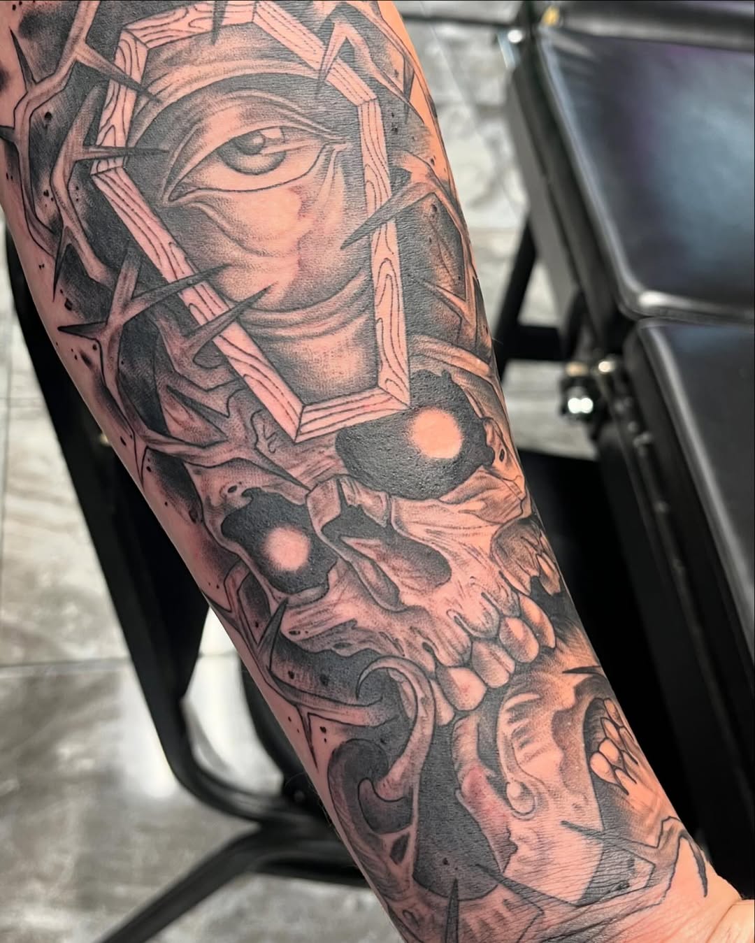 Tattoo by @jordanmtattoo โ black_and_grey, realism