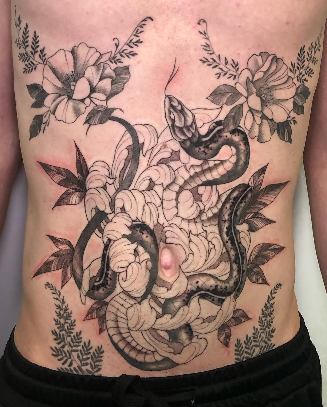 Tattoo by @vulgarviolets — black_and_grey, japanese_irezumi