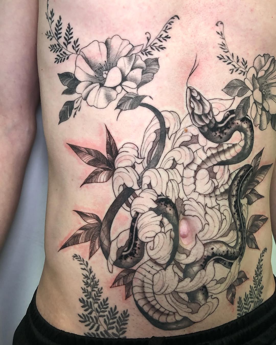 Tattoo by @vulgarviolets — japanese_irezumi, black_and_grey