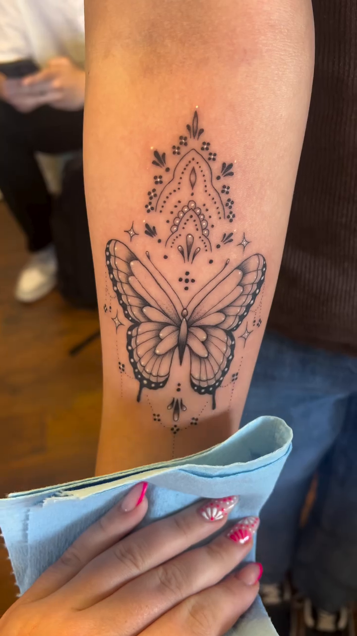 Tattoo by @chrystynamariee — fine_line, dotwork