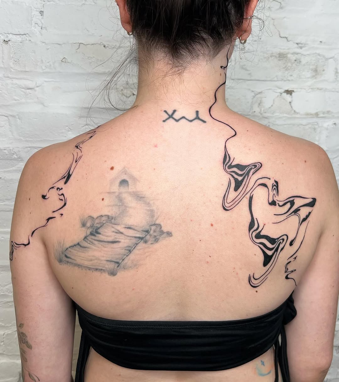 Tattoo by @robbwilsontattoos โ black_and_grey, illustrative