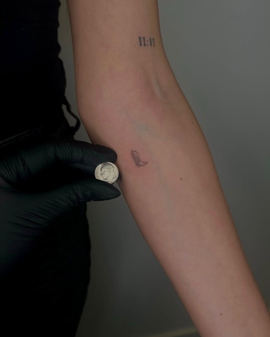 Tattoo by @coutureinkk — fine_line, minimalist