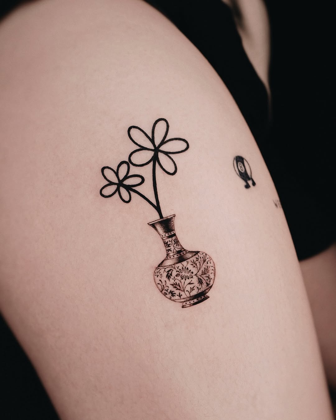 Tattoo by @19_tattooer โ fine_line, black_and_grey
