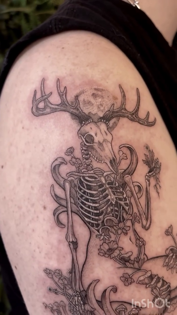 Tattoo by @lo_gwynn_ink — black_and_grey, illustrative