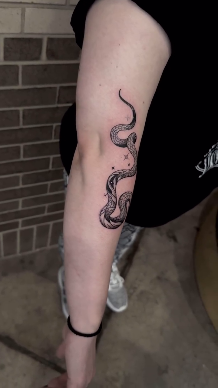 Tattoo by @mkltattoos β fine_line, illustrative