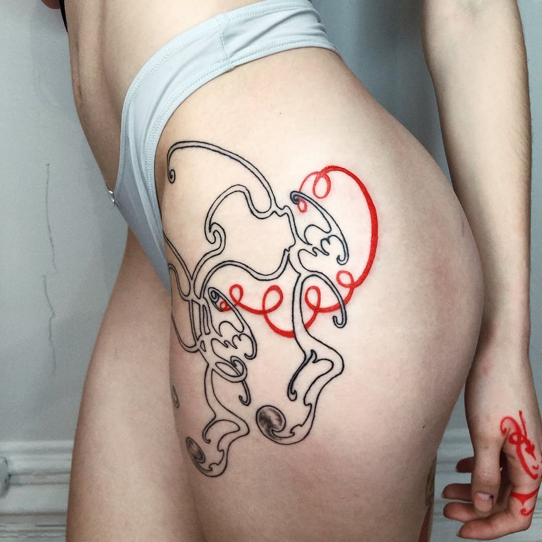 Tattoo by @oykuinkslove — fine_line, minimalist