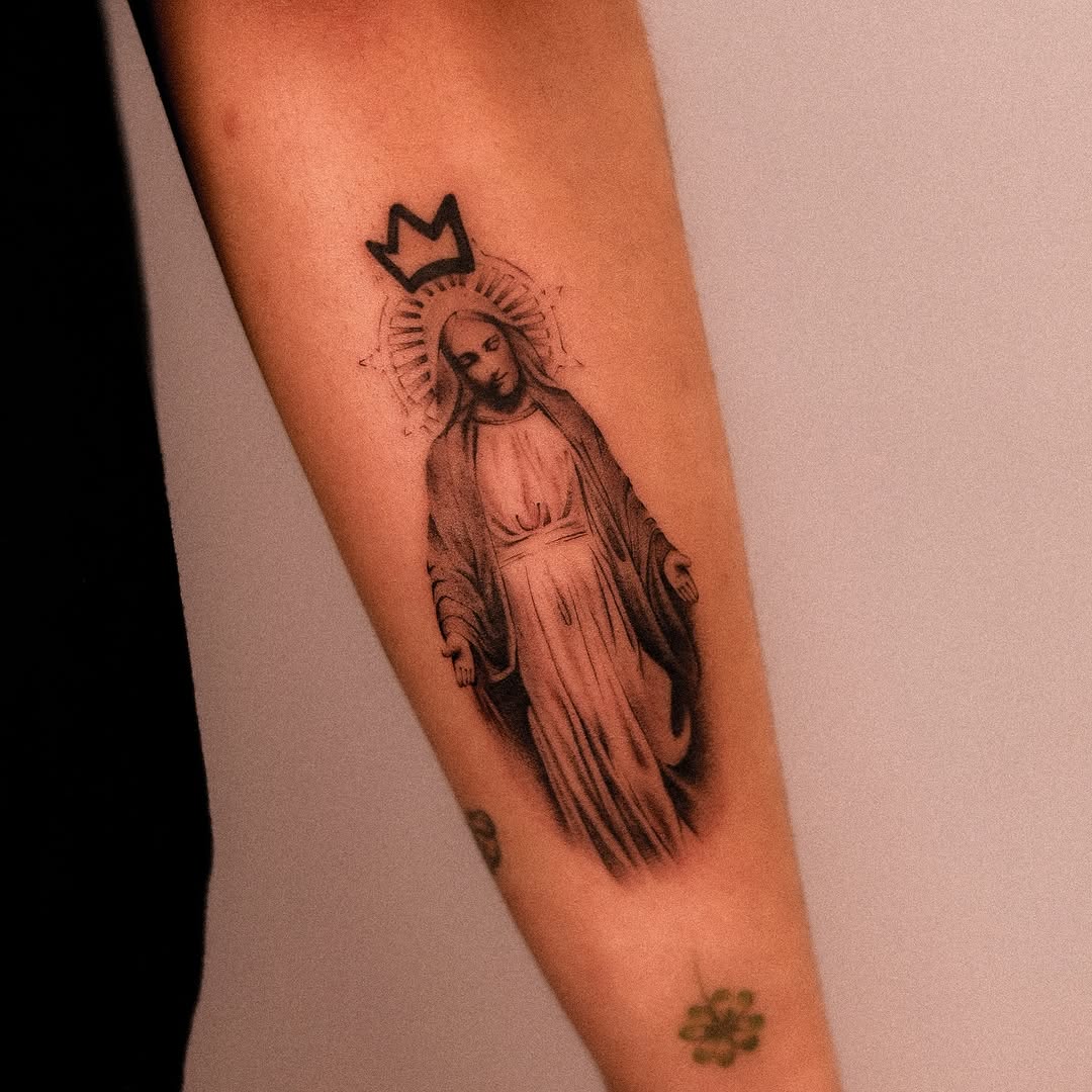 Tattoo by @houstontattoo.trish β black_and_grey, realism