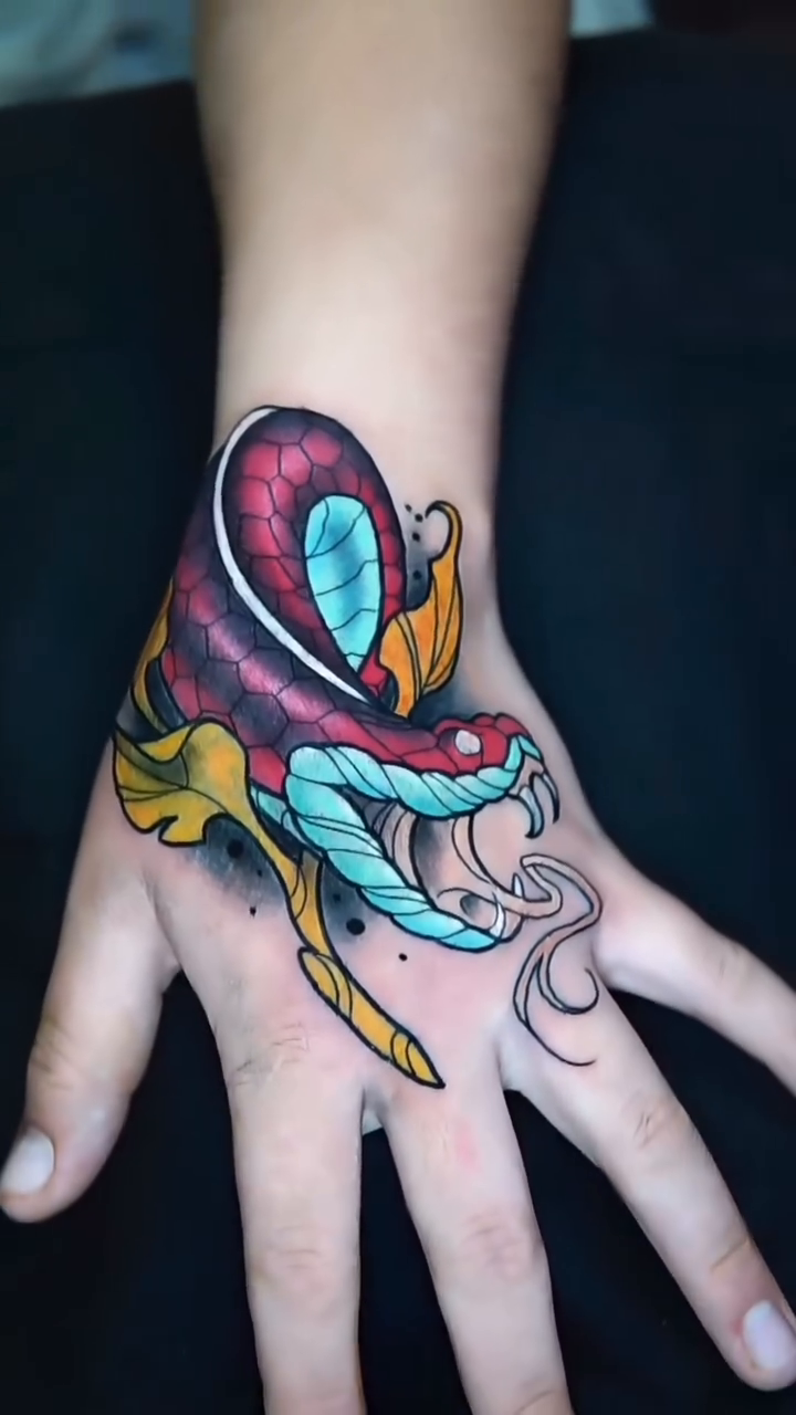 Tattoo by @felixxmtattoo — neo_traditional
