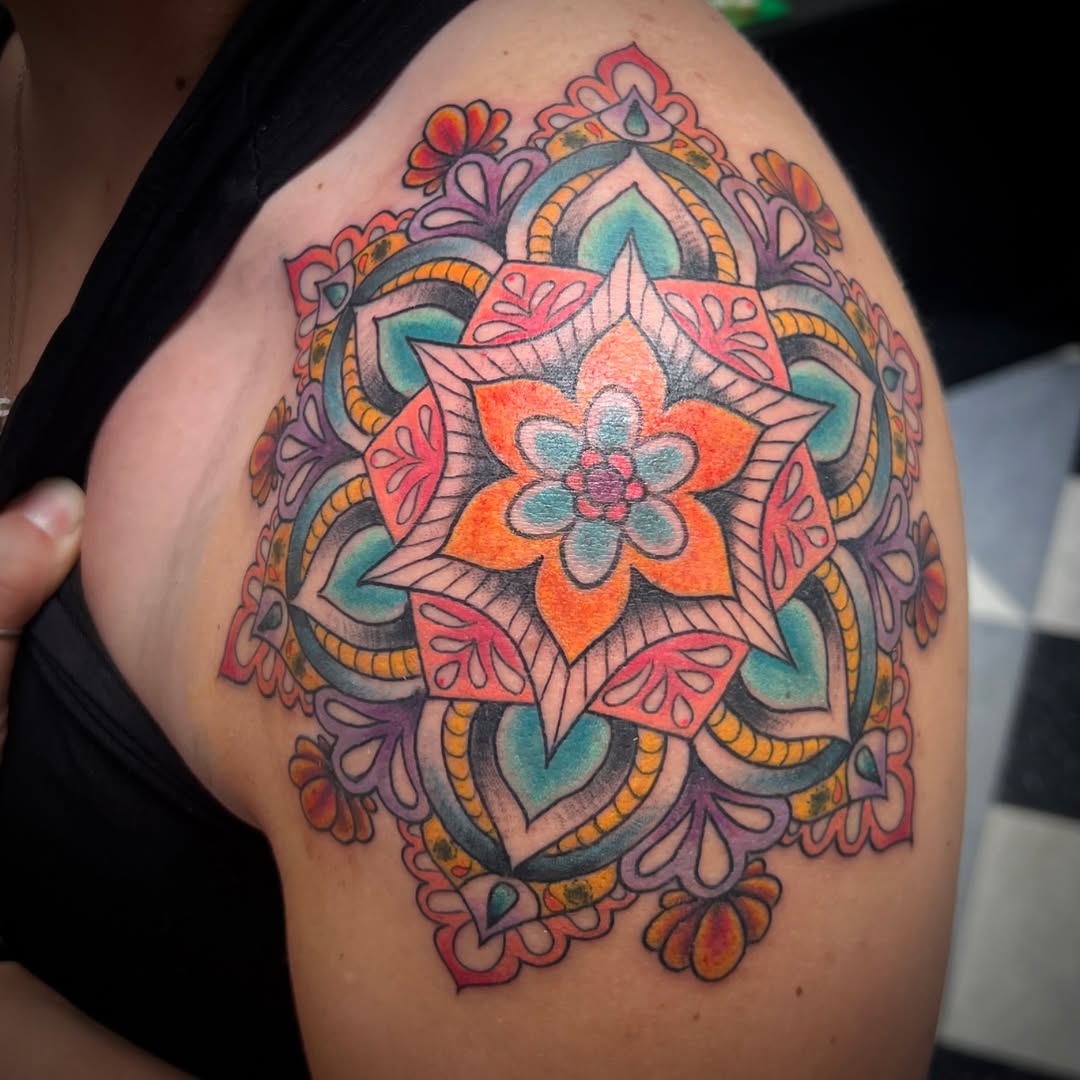 Tattoo by @itsglitter — geometric, ornamental