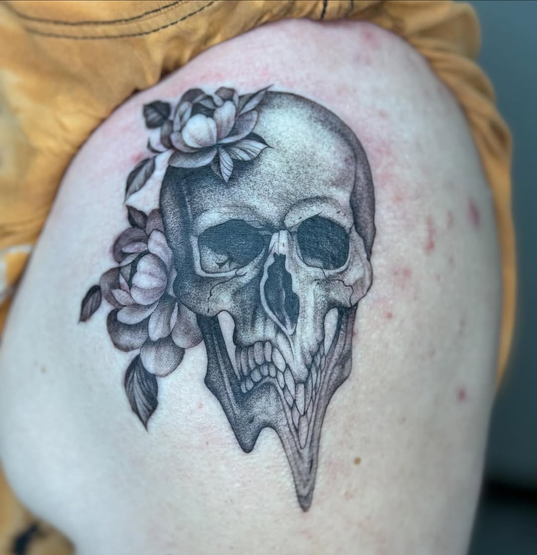 Tattoo by @raeanne.ink β black_and_grey, realism