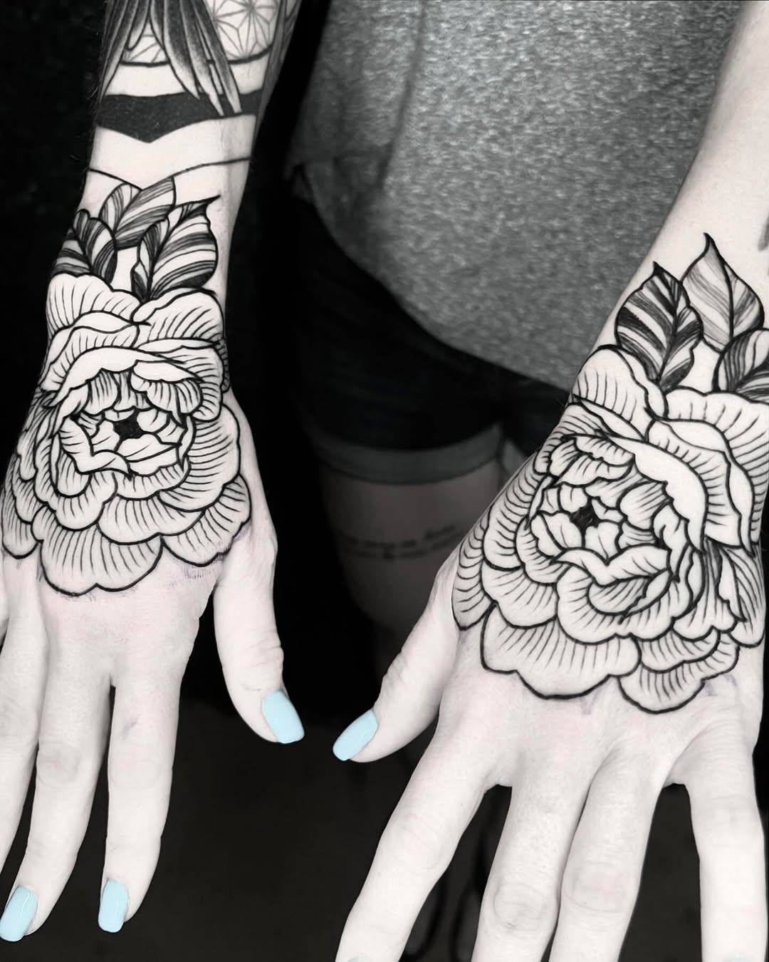 Tattoo by @h.gonzalez_tattoos โ american_traditional