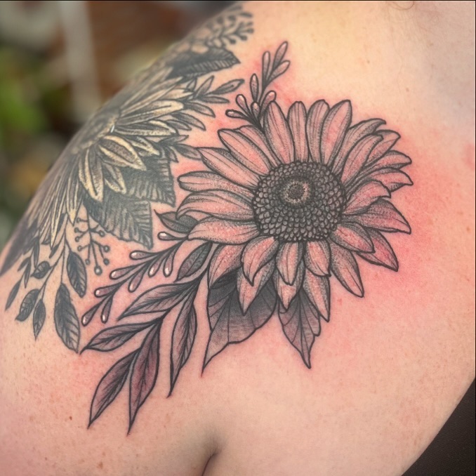 Tattoo by @li.leungtattoo β black_and_grey