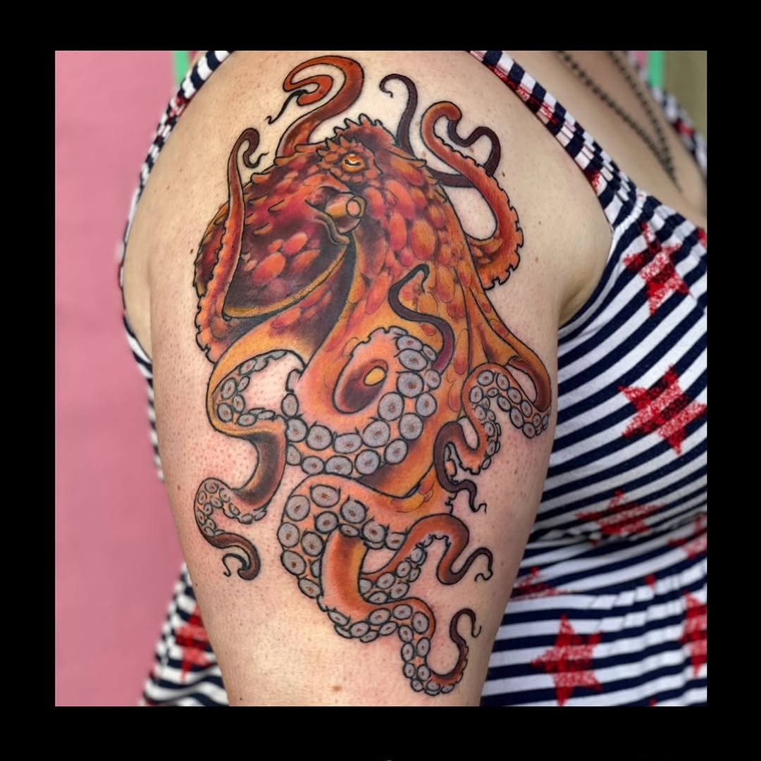 Tattoo by @lauraexleytattoo — neo_traditional, realism