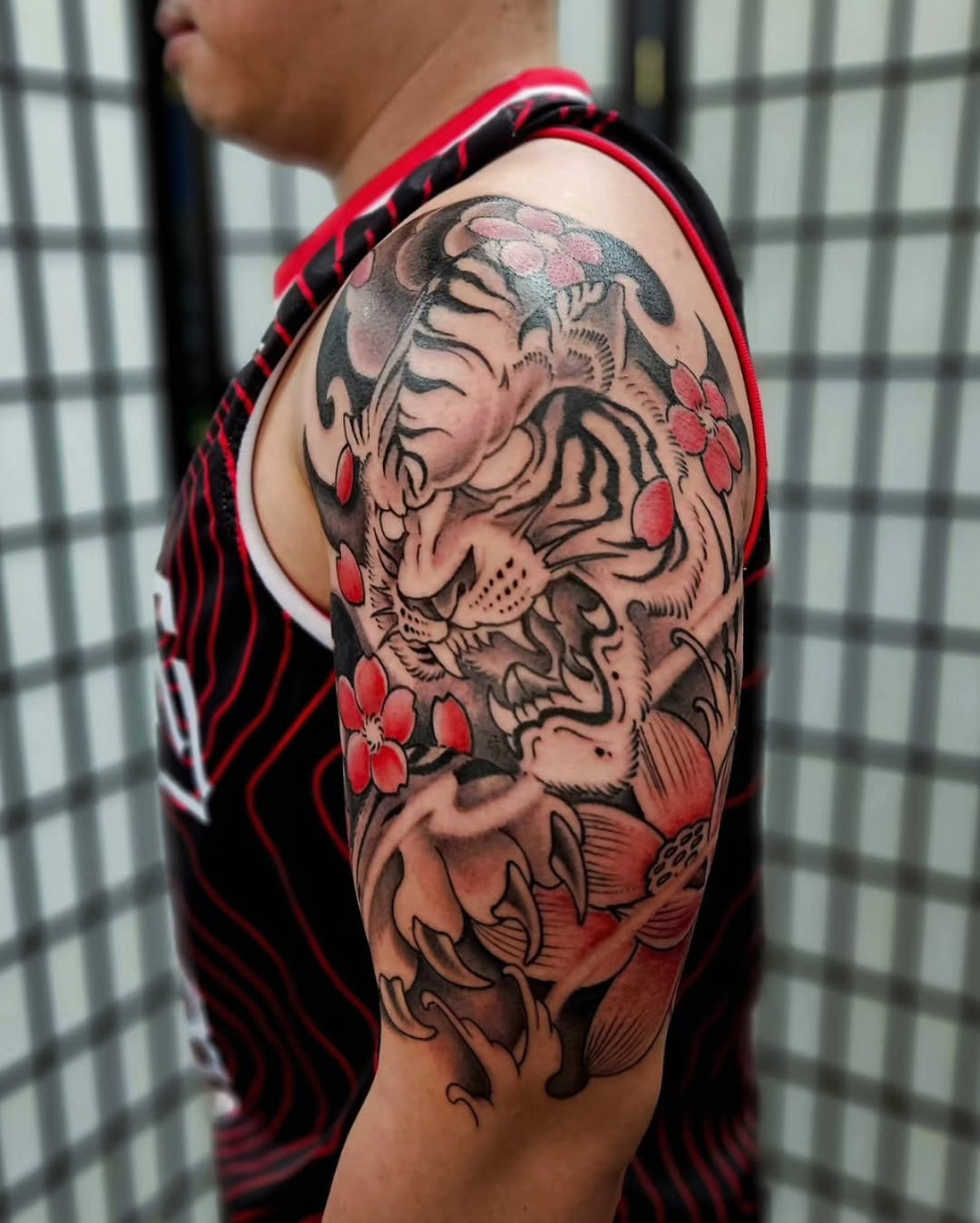 Tattoo by @jniahstylee — japanese_irezumi