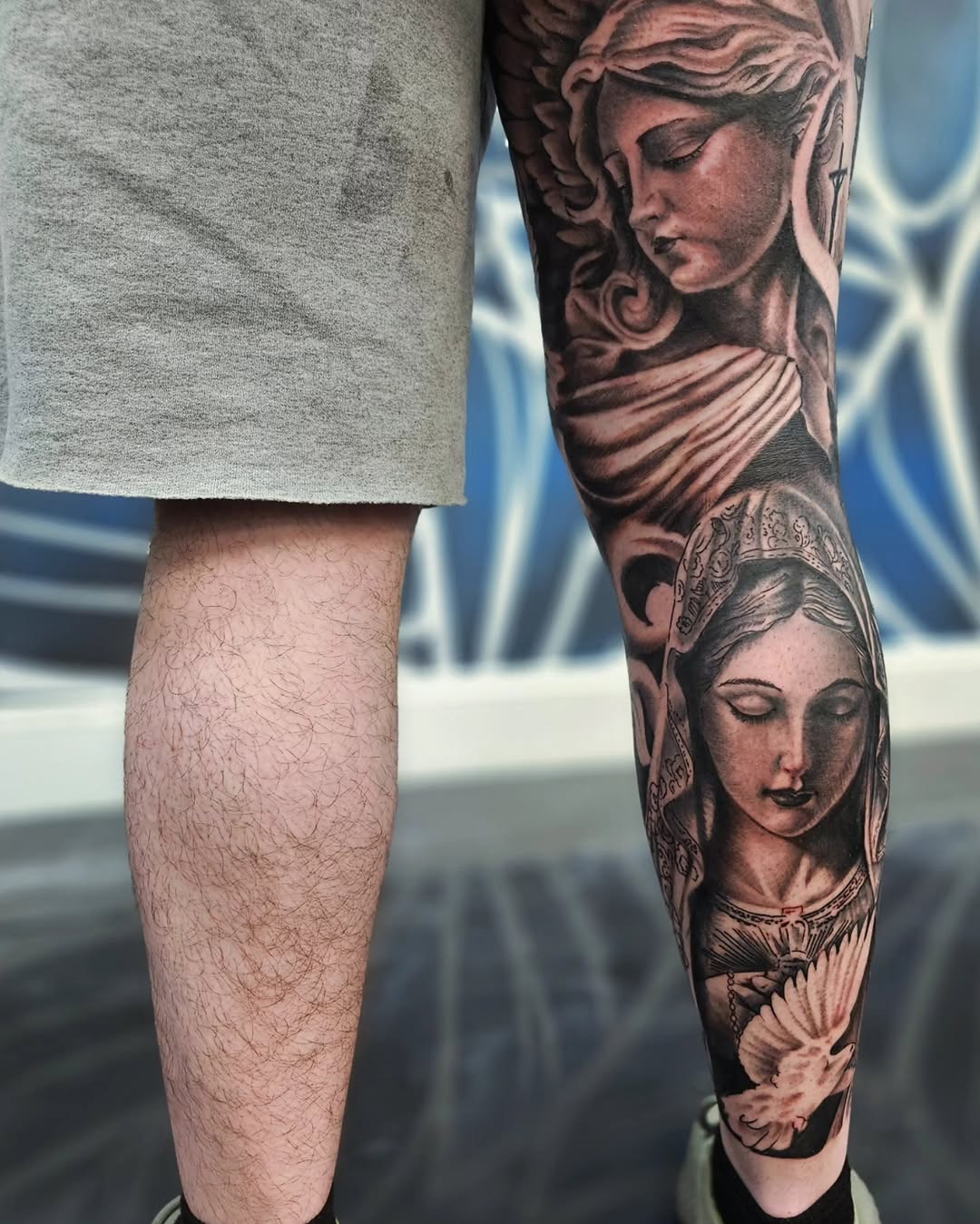 Tattoo by @jniahstylee — realism, black_and_grey