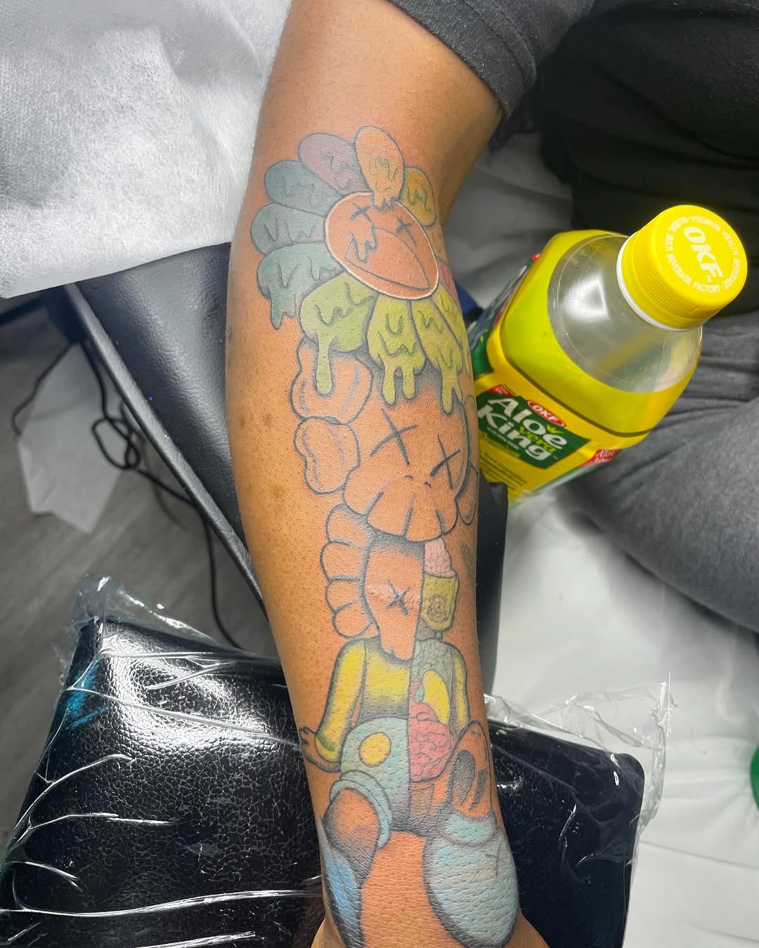 Tattoo by @hunchos_dab_of_ink โ anime