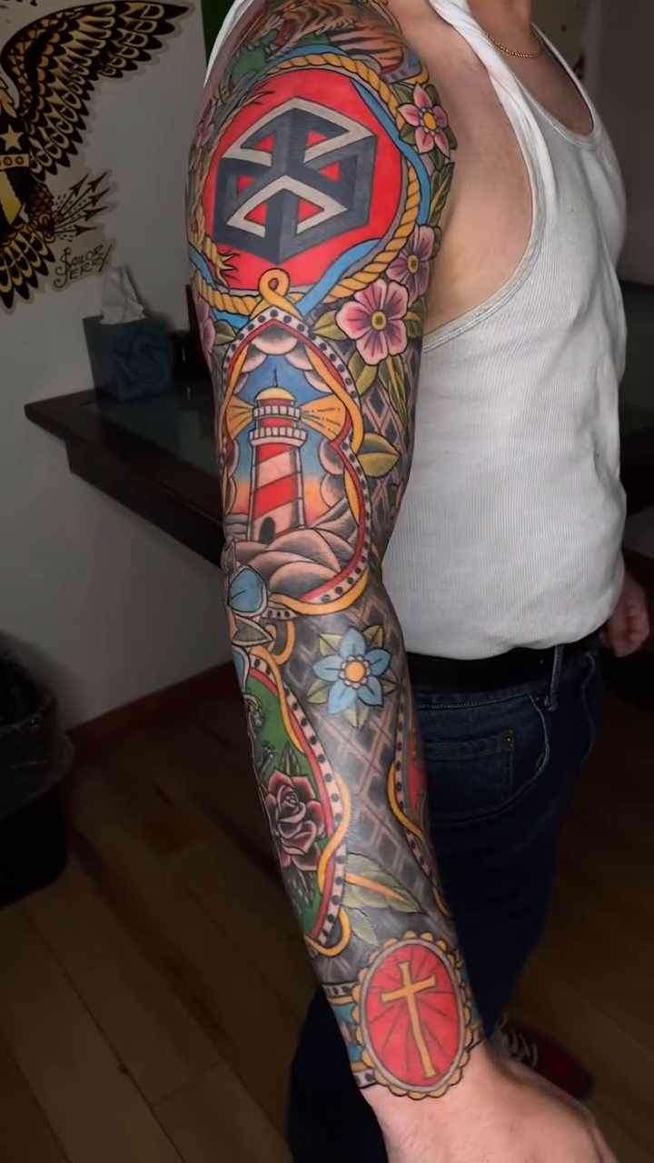 Tattoo by @athenafunk — neo_traditional, black_and_grey