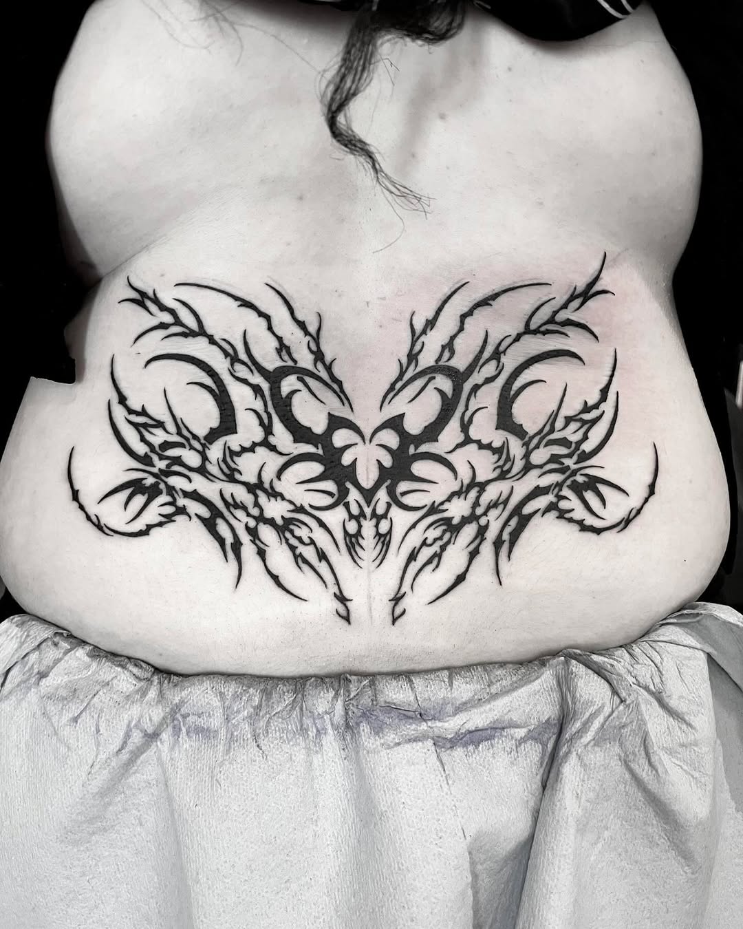 Tattoo by @__ungravity__ — blackwork