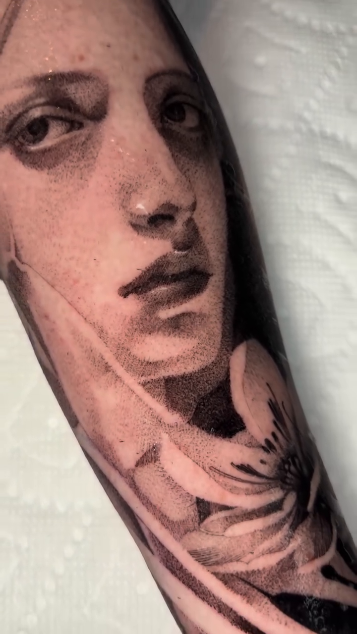Tattoo by @reeslynn_tattoo β realism, black_and_grey