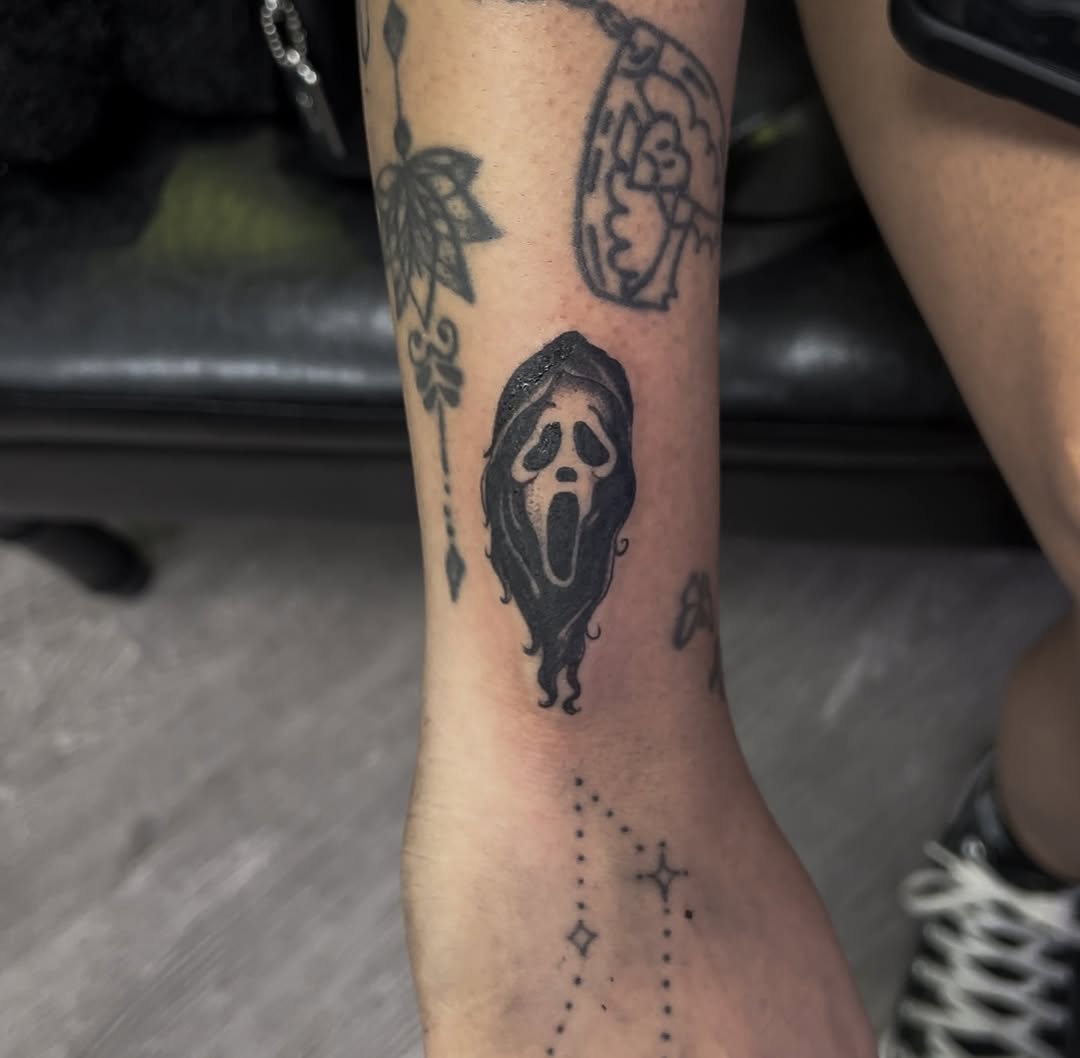 Tattoo by @inkbysyd โ blackwork, illustrative