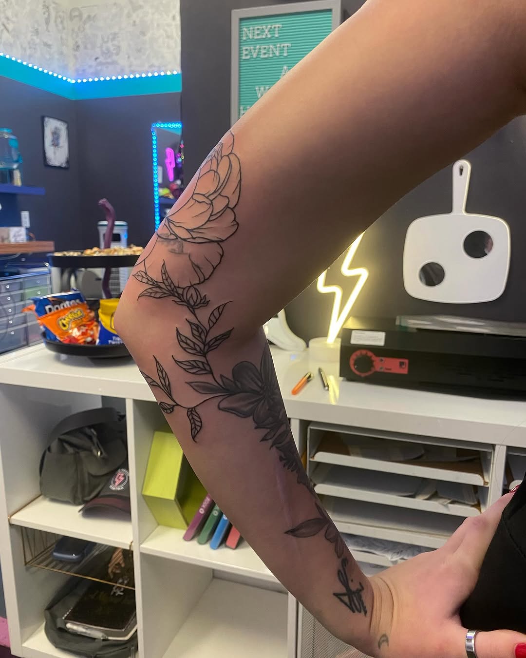 Tattoo by @teslaclementine — black_and_grey