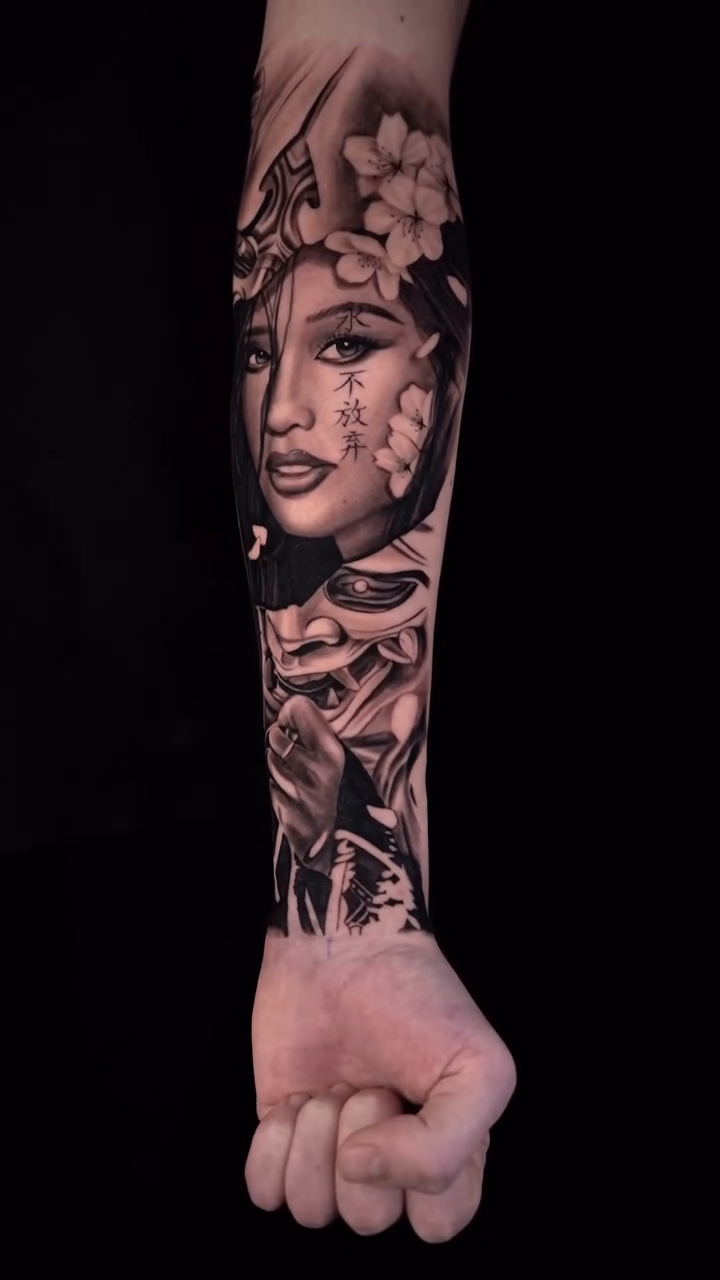 Tattoo by @theinkedbylia — black_and_grey, realism