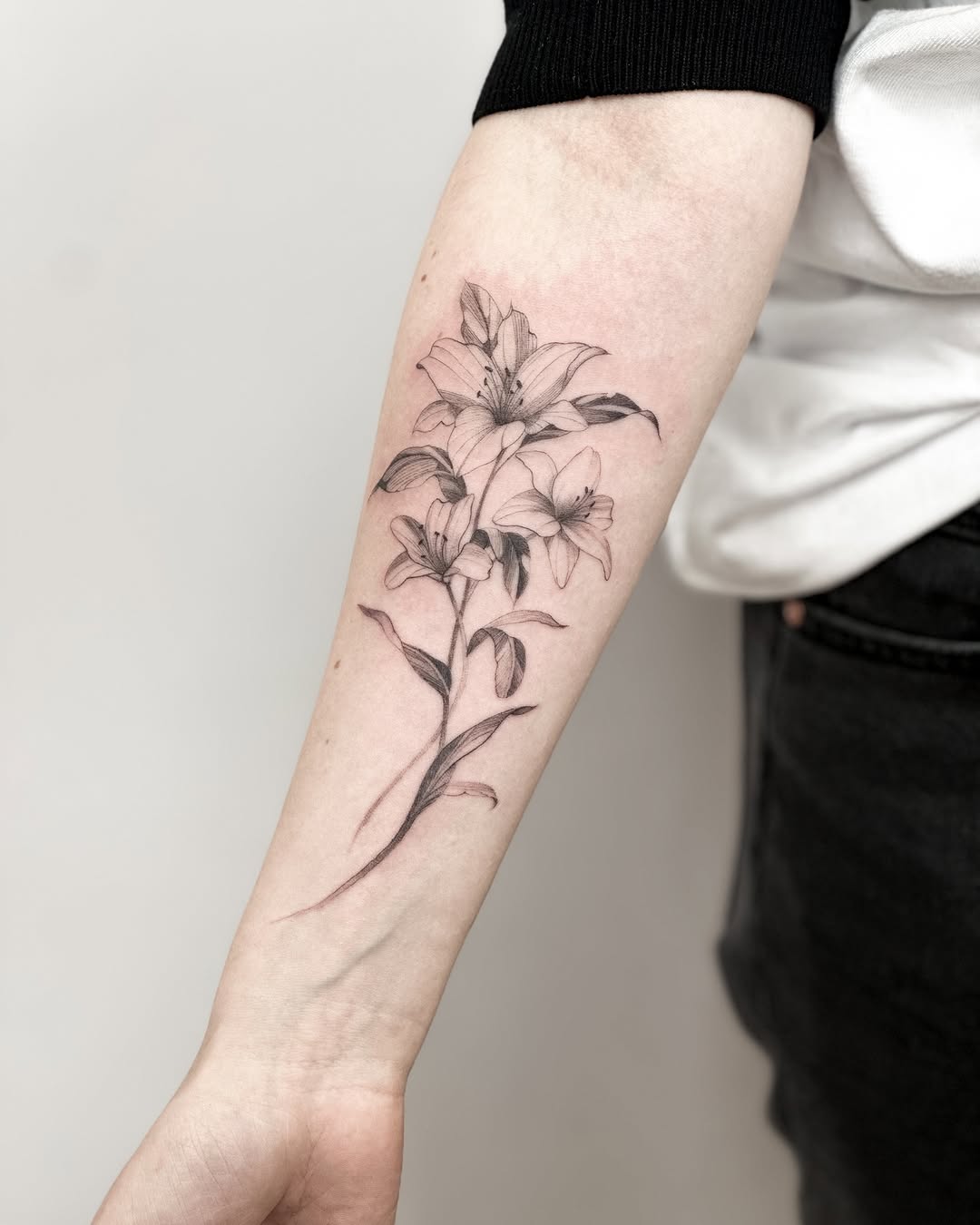 Tattoo by @beliv_ink β black_and_grey