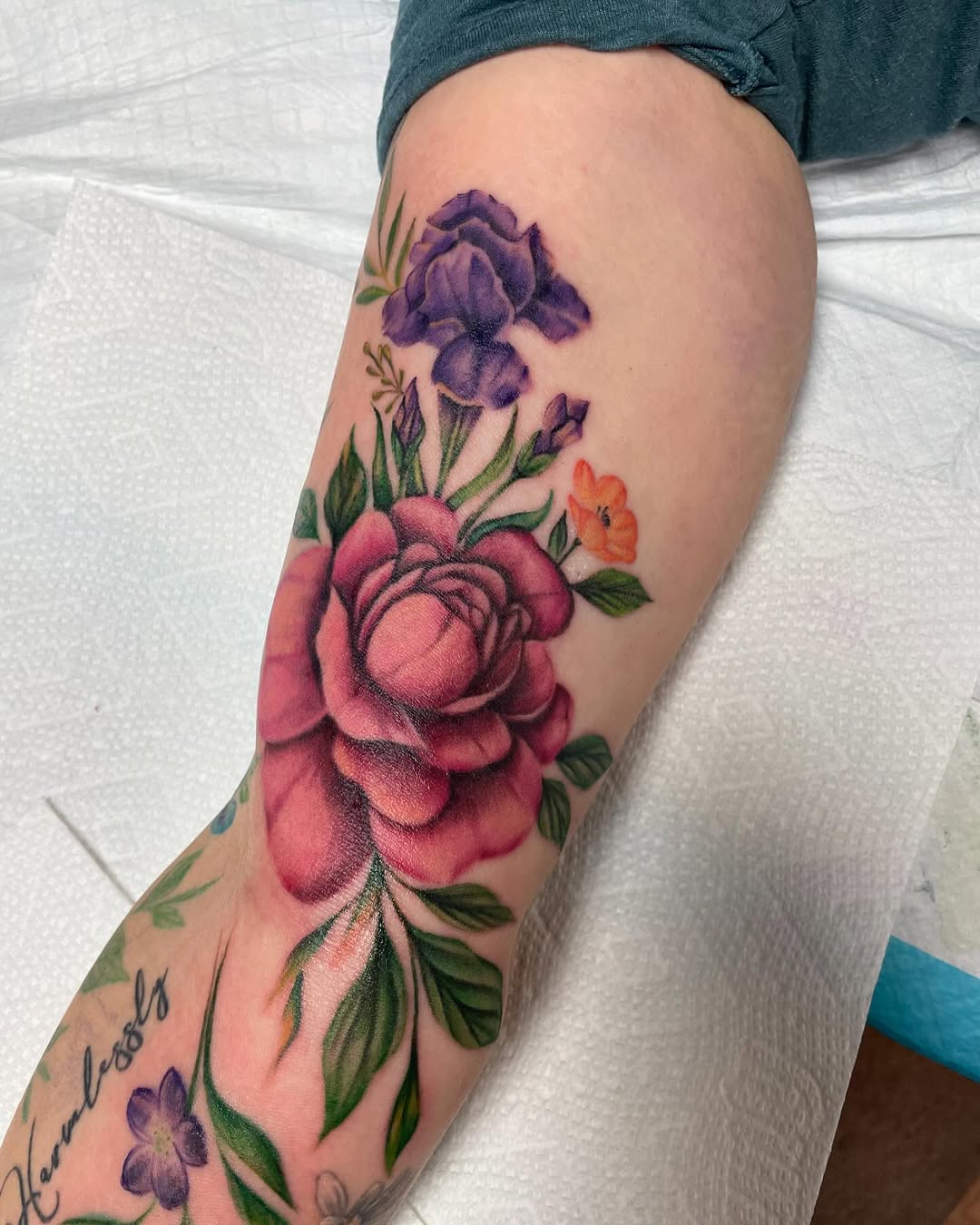 Tattoo by @rae__bies — realism, watercolor