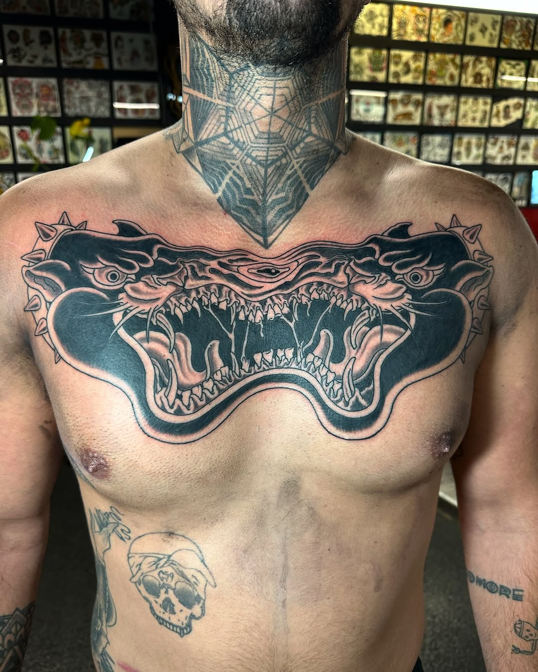 Tattoo by @sevenstattoos β blackwork