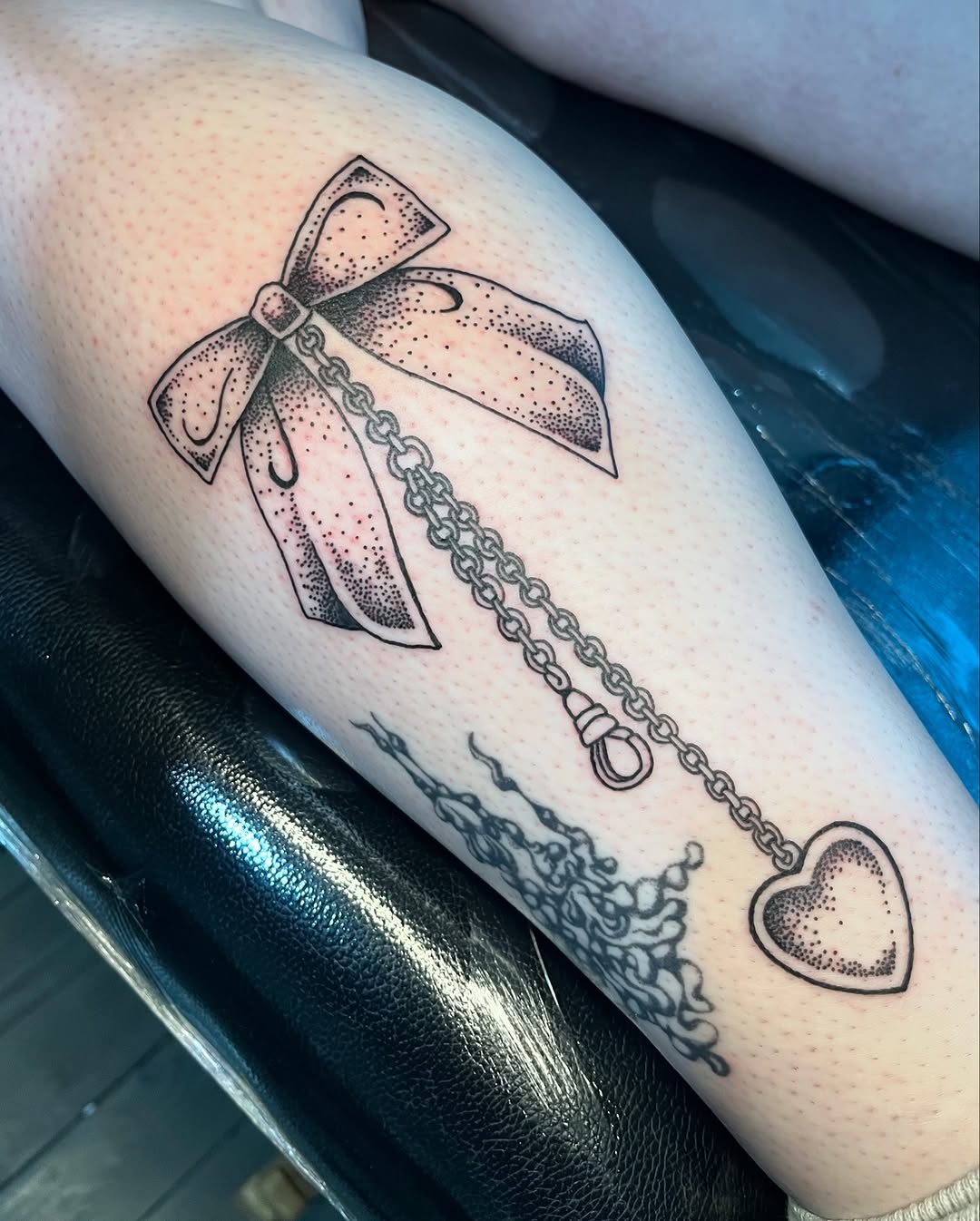 Tattoo by @fromfinlandwithluv โ illustrative, dotwork