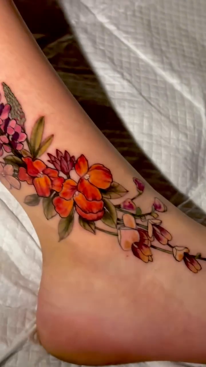 Tattoo by @wildcrafttattoo — fine_line
