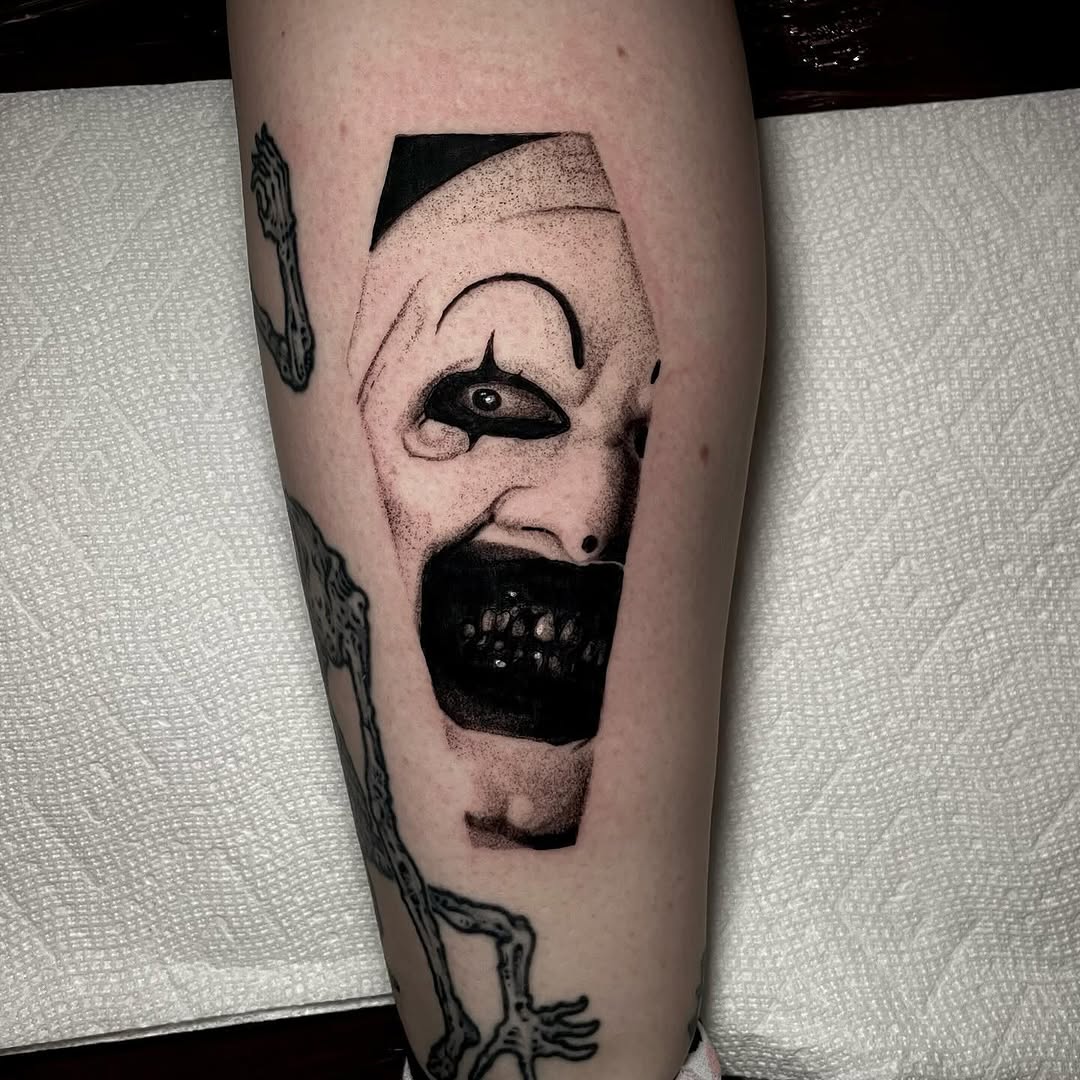 Tattoo by @ianspong — black_and_grey, realism