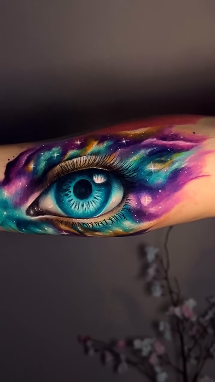 Tattoo by @kaly.actitud — realism, fine_line