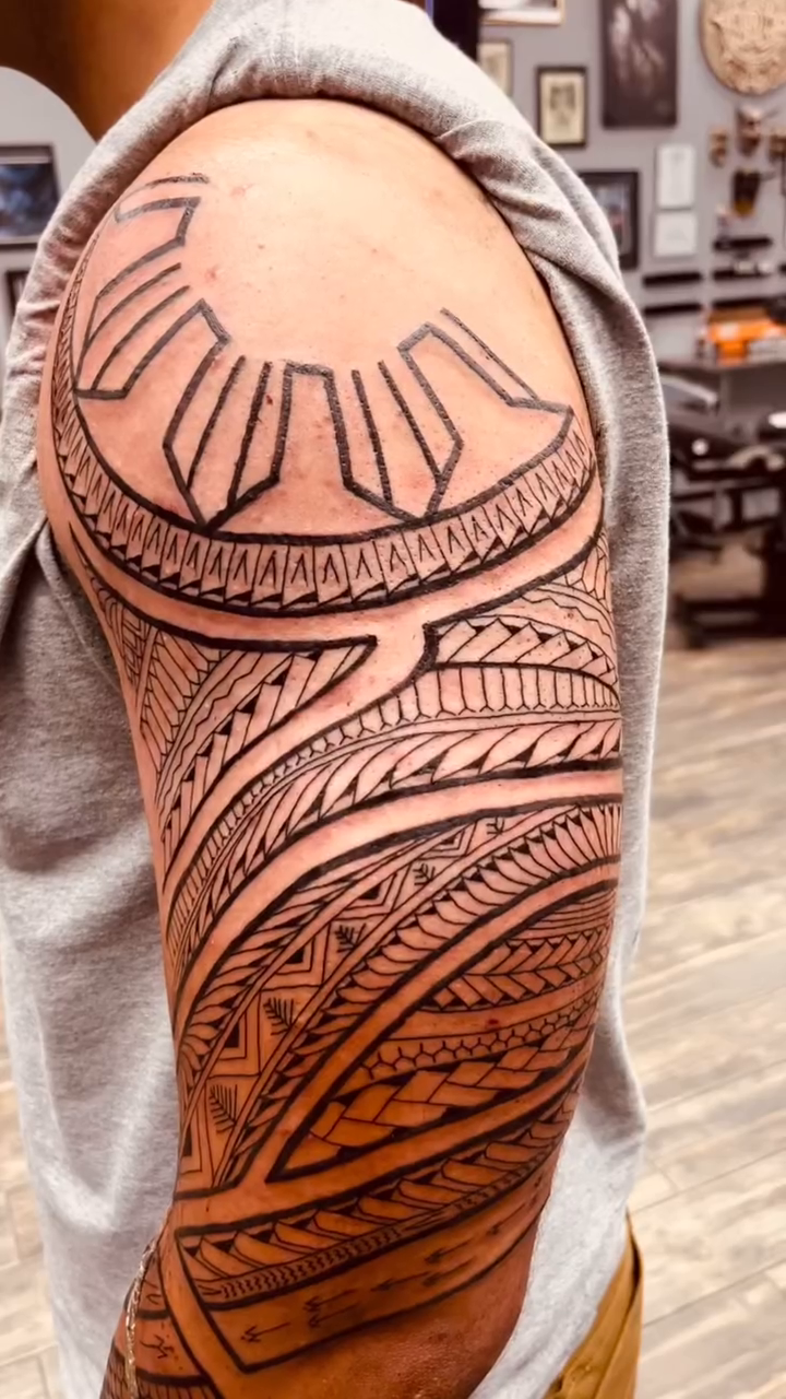 Tattoo by @kellykalani — tribal, geometric