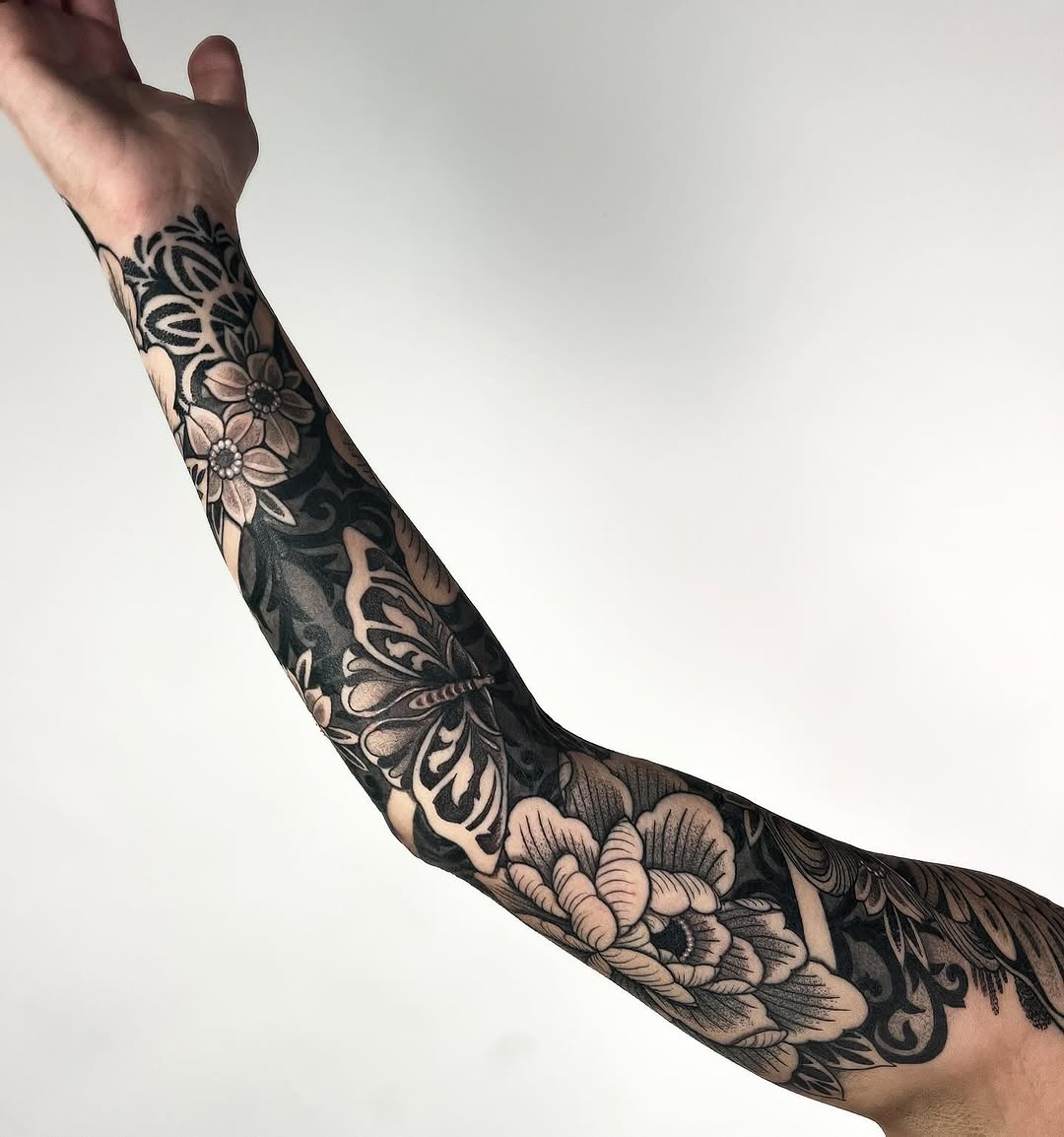 Tattoo by @luna_sea_tattoo — black_and_grey, ornamental