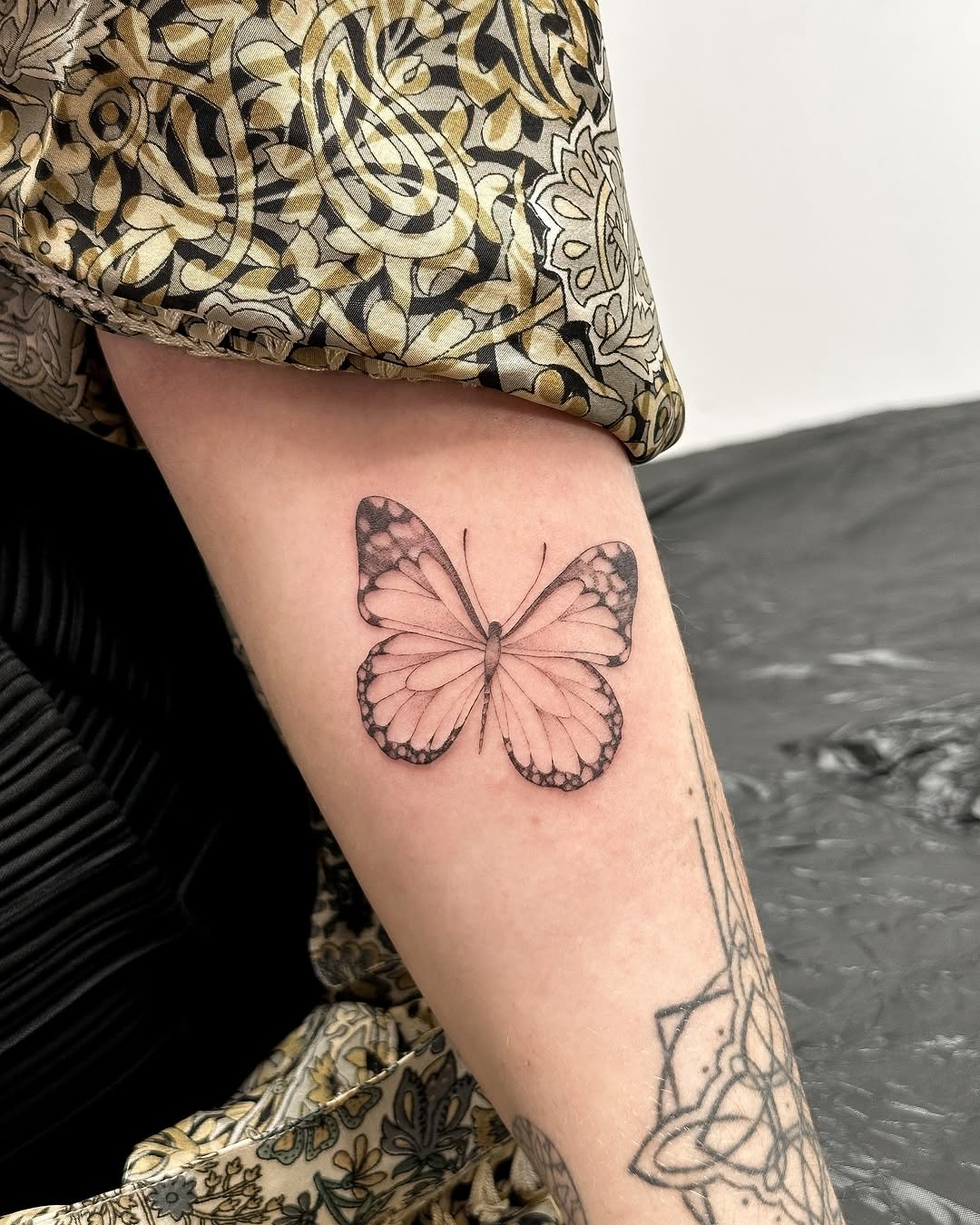 Tattoo by @beliv_ink β fine_line, black_and_grey