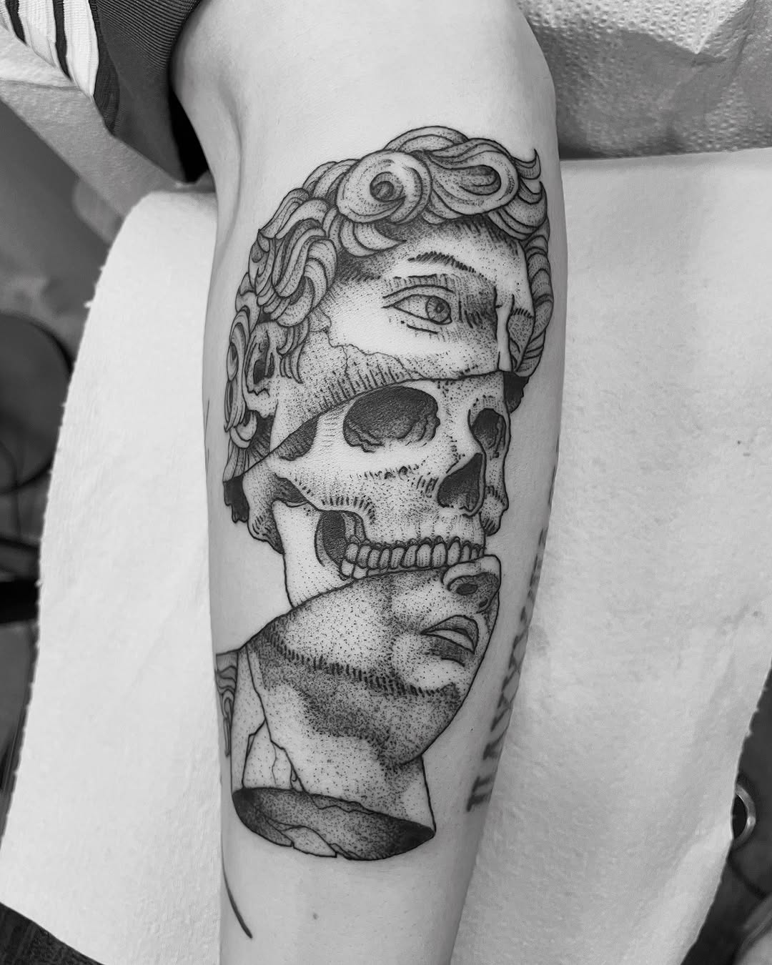 Tattoo by @jasonallenaz — black_and_grey