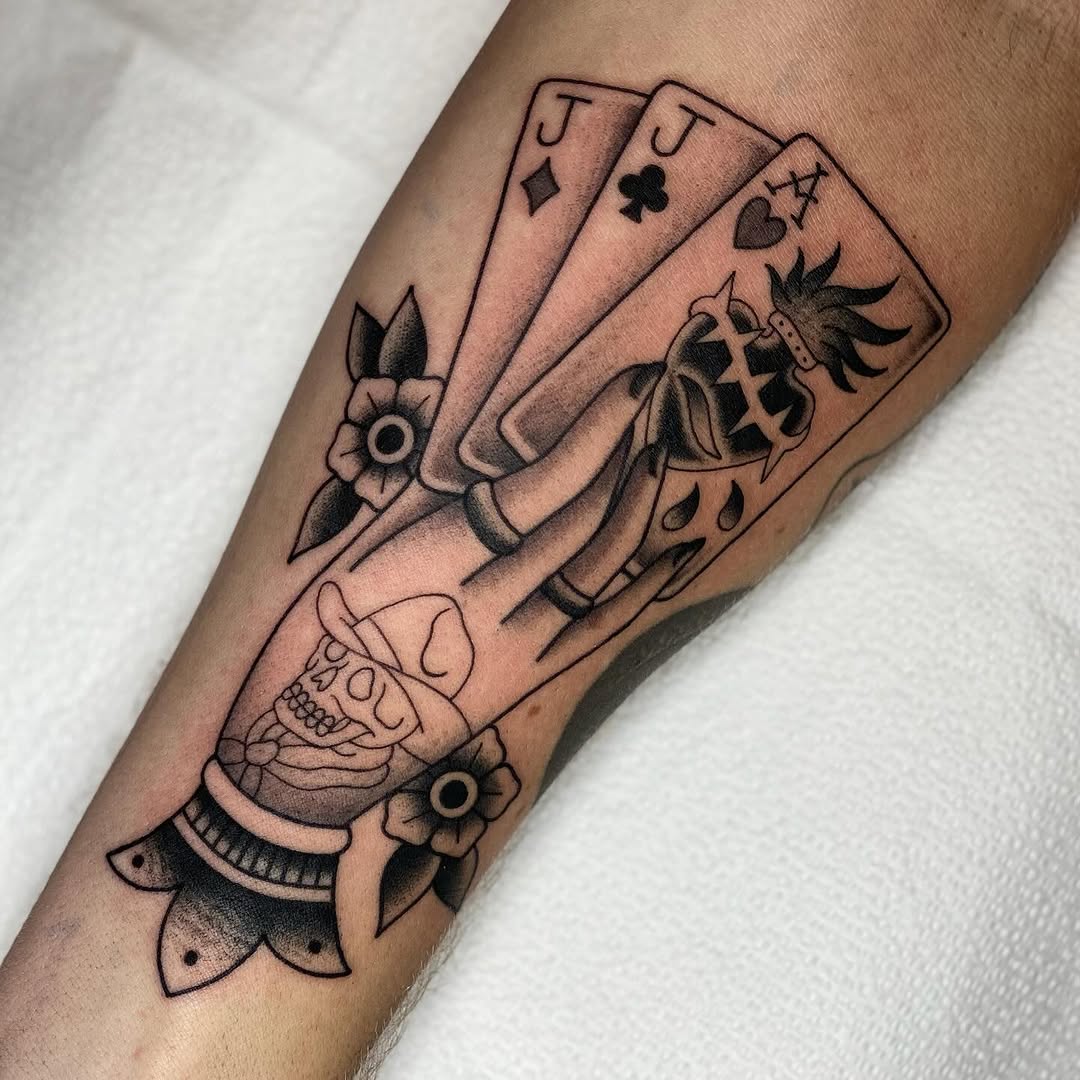 Tattoo by @threeseastattoo โ american_traditional