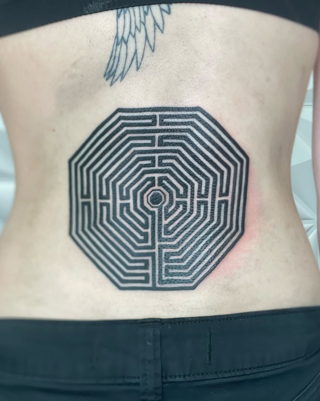 Tattoo by @ander.tattoos โ geometric, blackwork